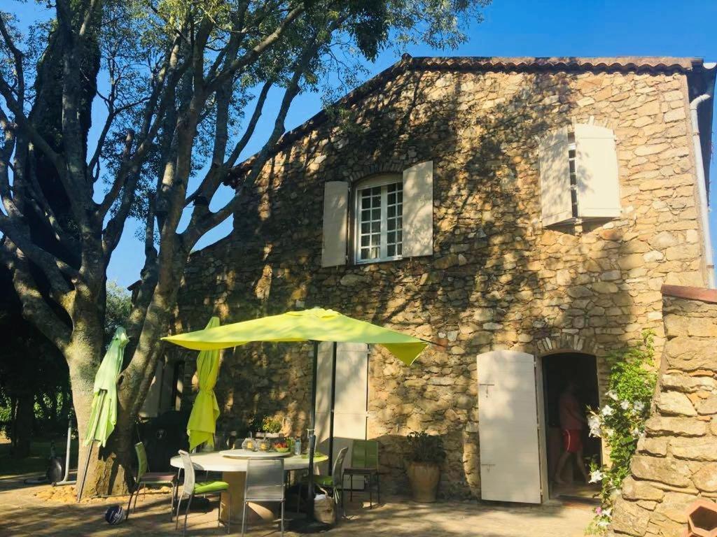 Villa Provencale Familiale Avec Piscine Grimaud Esterno foto